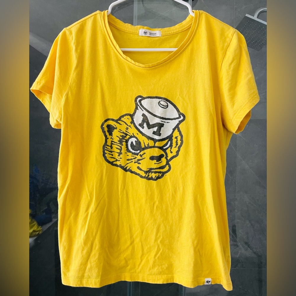 Women’s University of Michigan ‘47 Tee - Size: Medium.